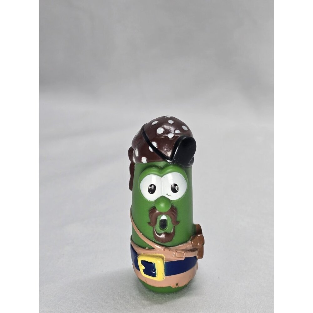 Veggie Tales Larry The Cucumber Figure Pirates Who Don't Do Anything 2.5" Toy